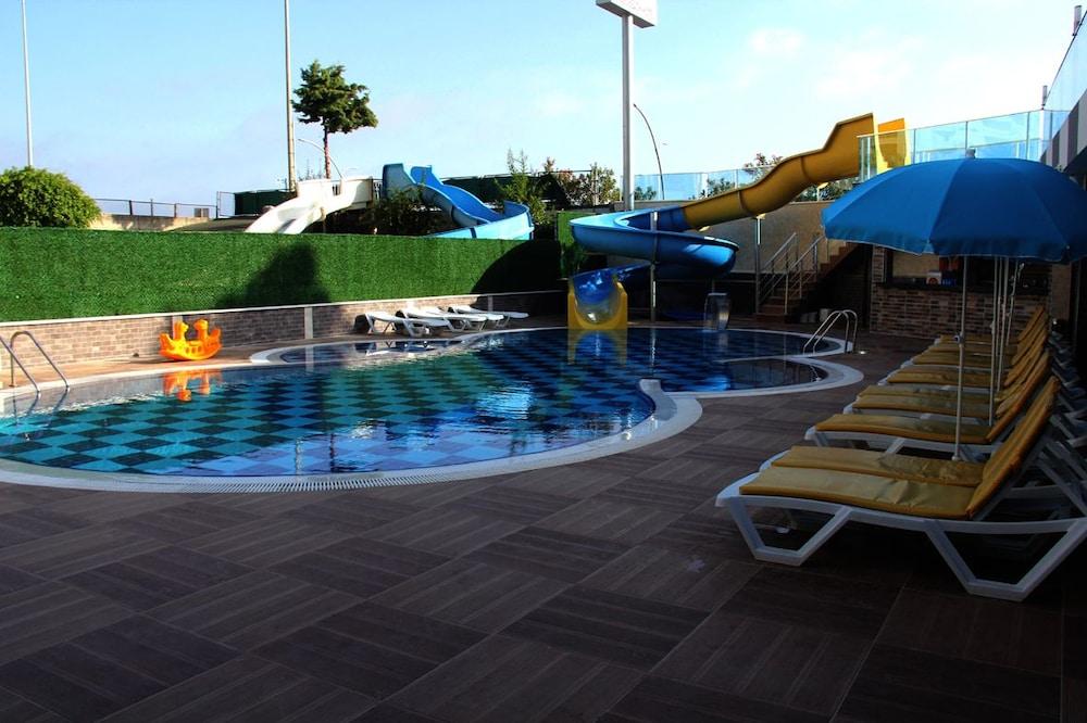Merlin Beach Park Hotel Tosmur Exteriér fotografie