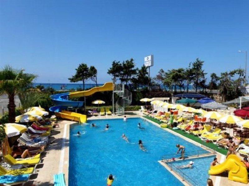 Merlin Beach Park Hotel Tosmur Exteriér fotografie